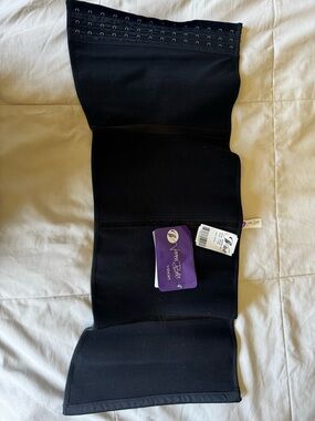 Wondercore Black Waist Trainer by